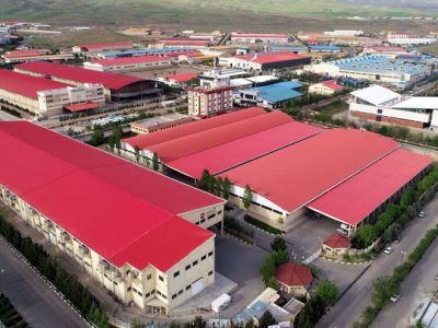 ۳۲ واحد صنعتی راکد در قم به چرخه تولید بازگشت