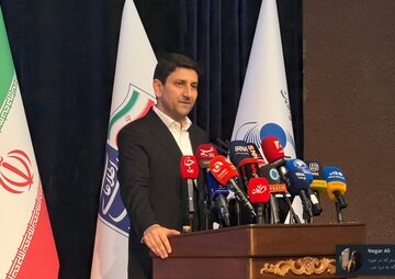 وزیر ارتباطات: اتصال منازل و کسب‌وکارها به فیبرنوری ۵۰۰ درصد رشد کرد